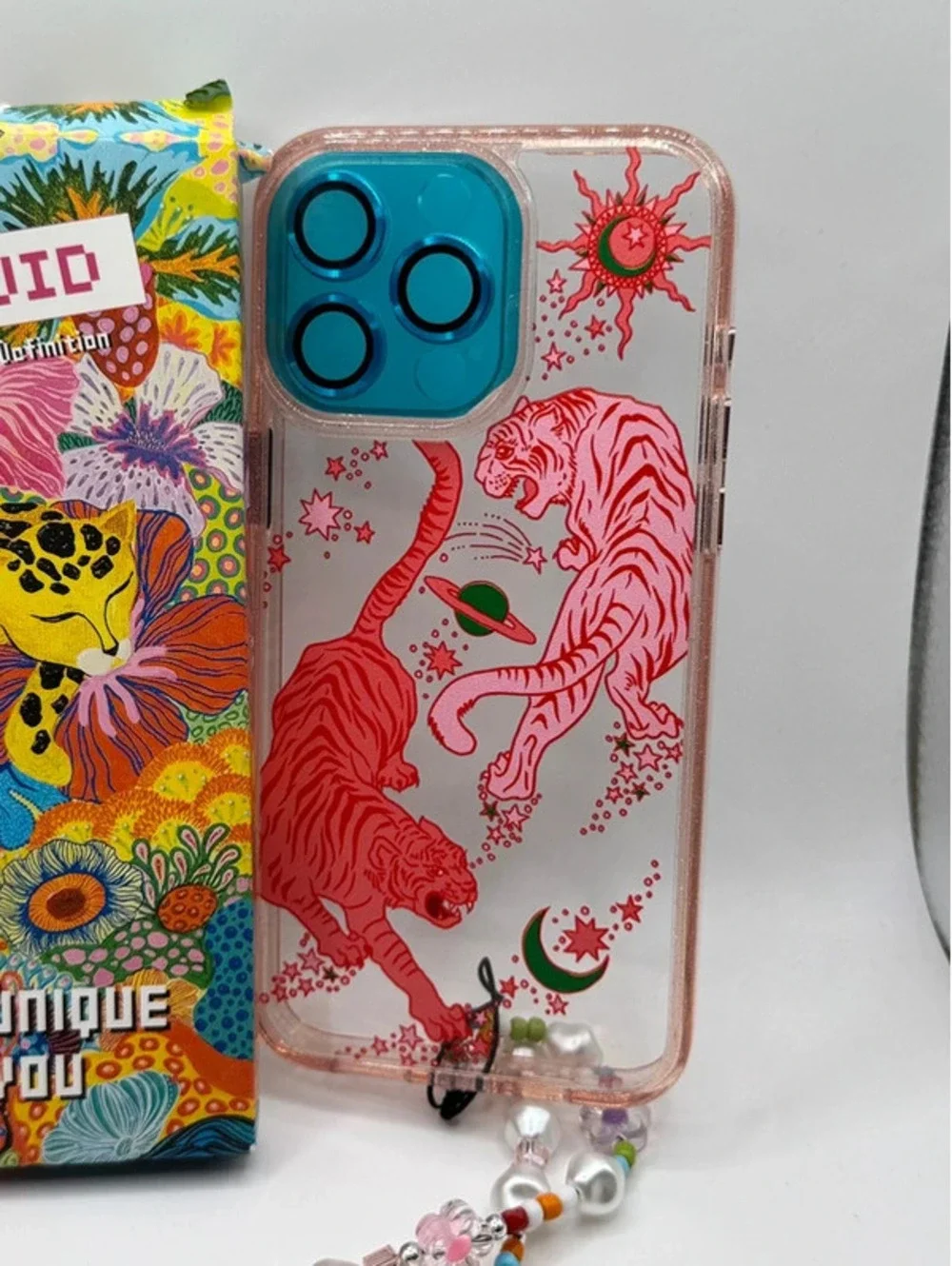 Casevivid IPhone 15 Pro Max Phone case Tiger themed w/ phone charm